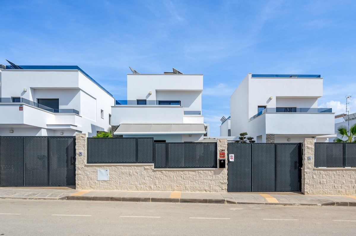 3 Bed Detached Villa in Orihuela