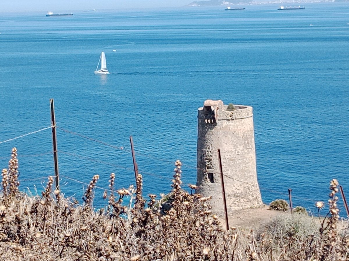 Land in Tarifa