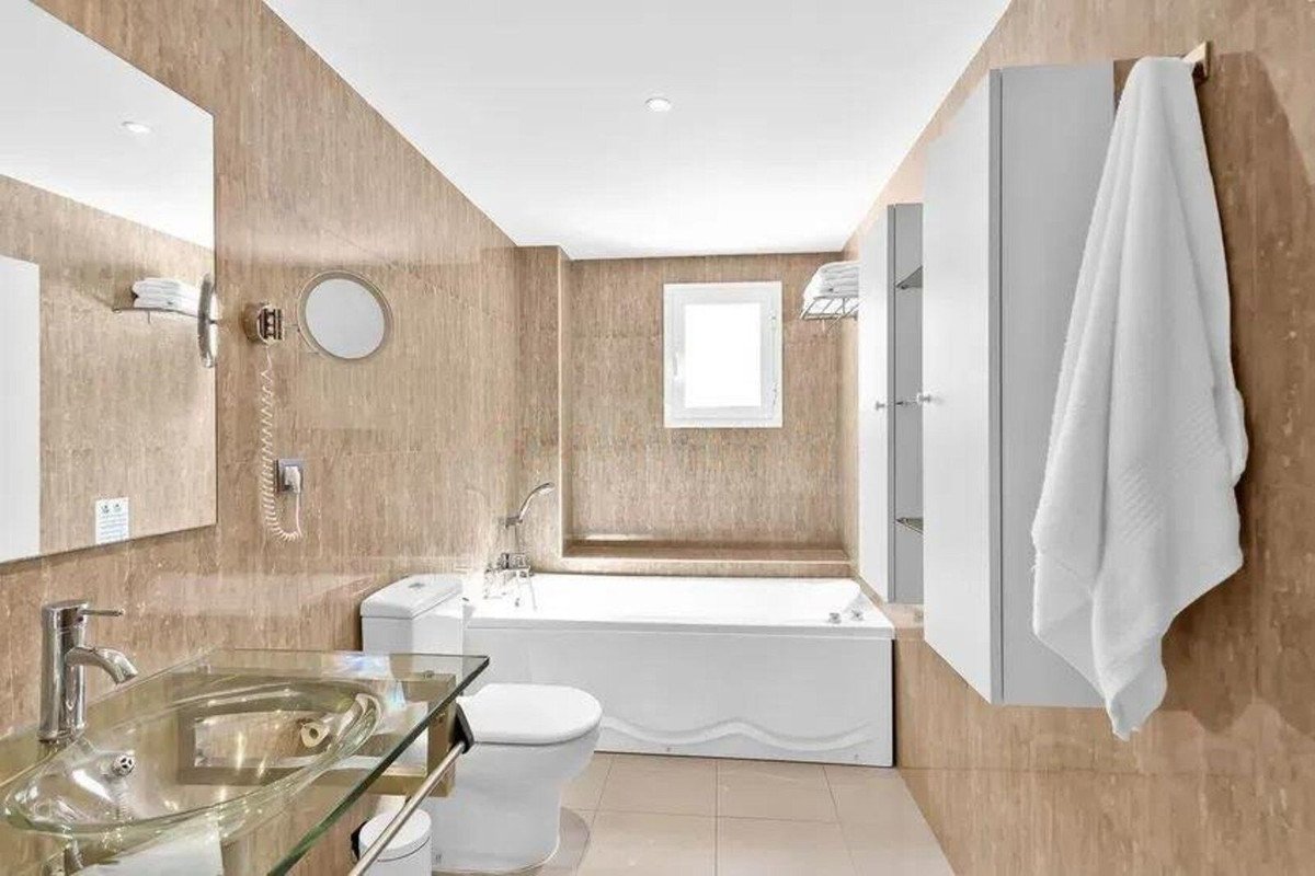 3 Bed Penthouse Duplex in El Paraiso