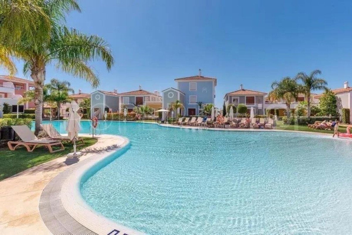 3 Bed Penthouse Duplex in El Paraiso