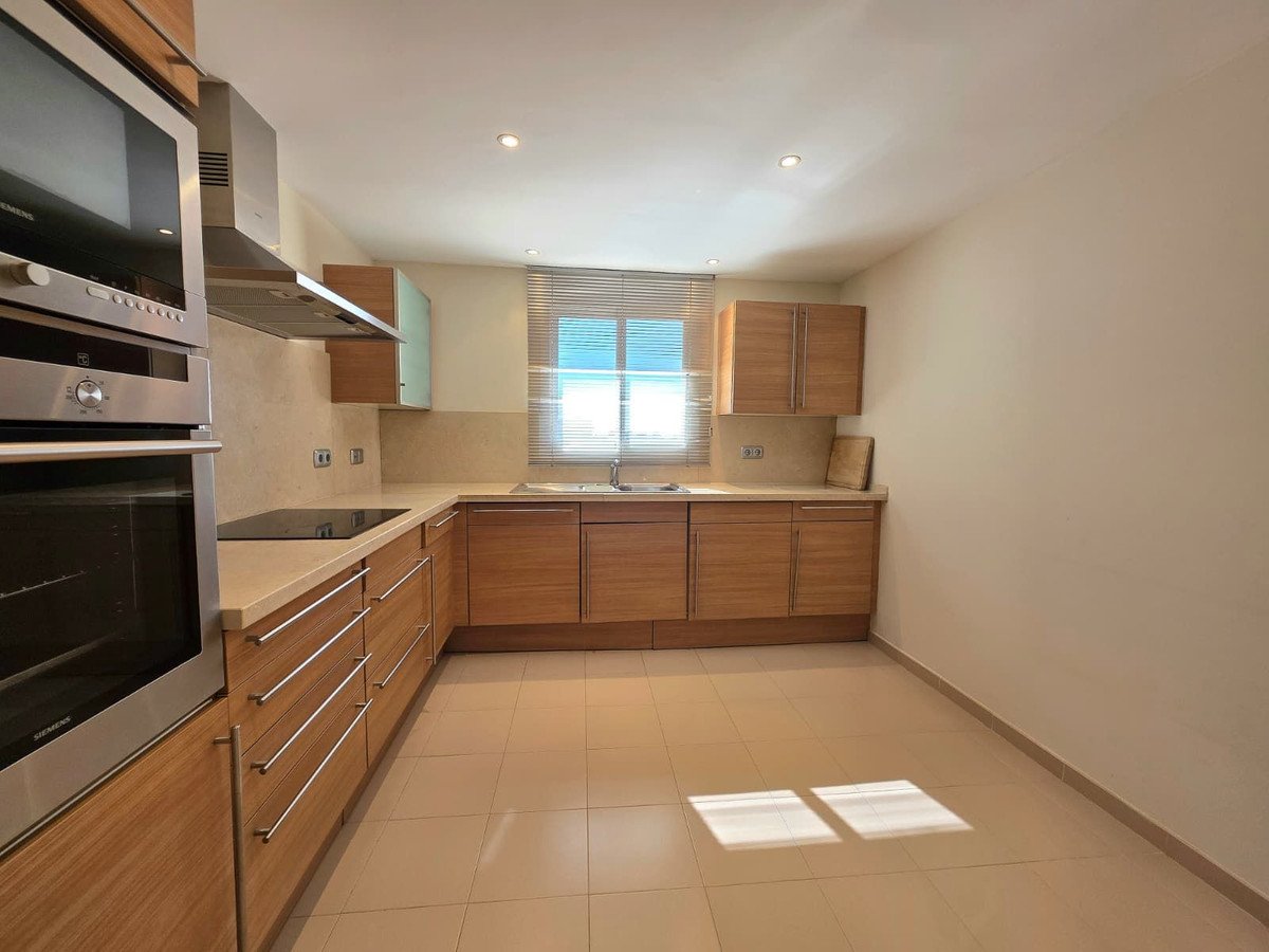2 Bed Middle Floor Apartment in Atalaya
