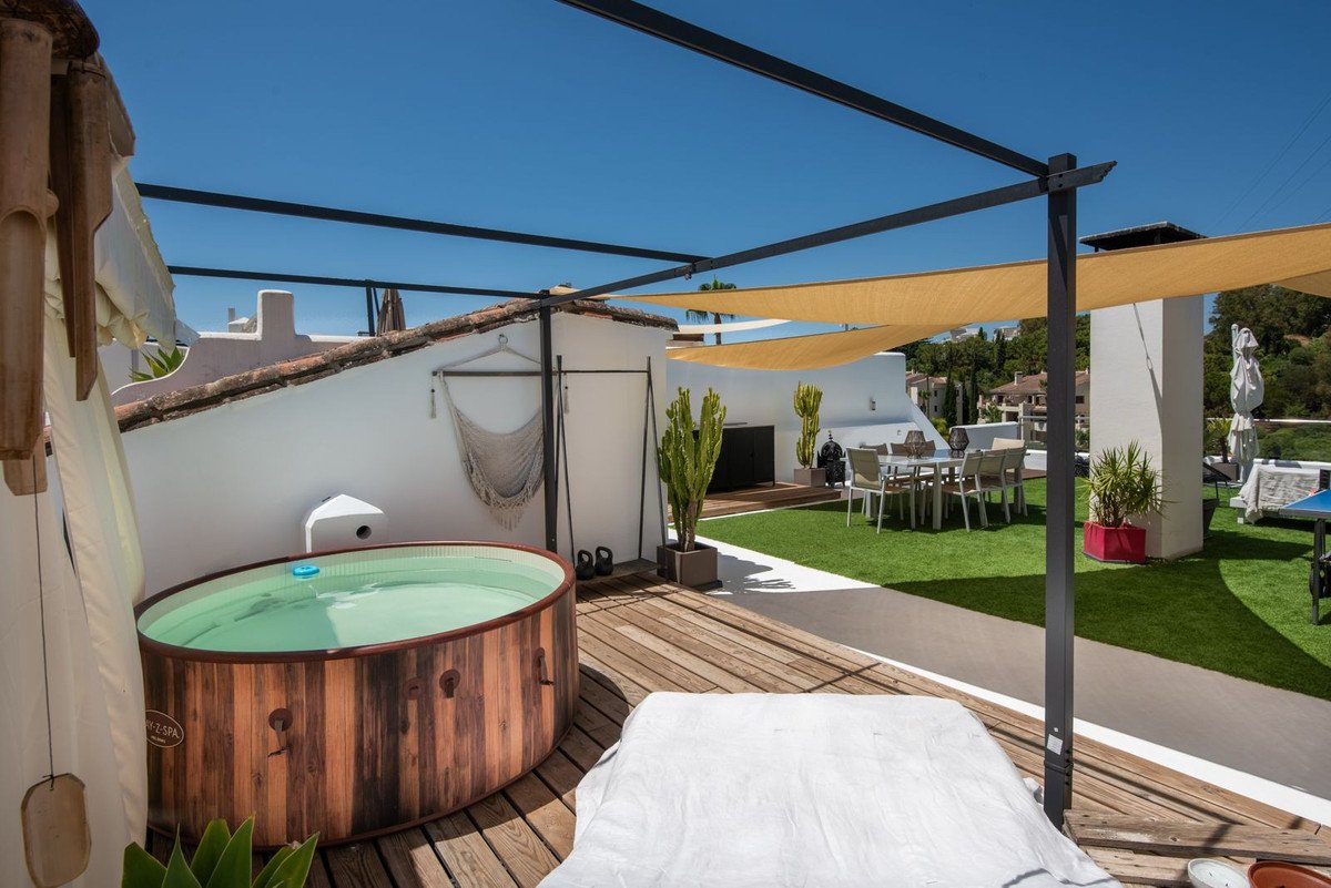3 Bed Penthouse in La Quinta