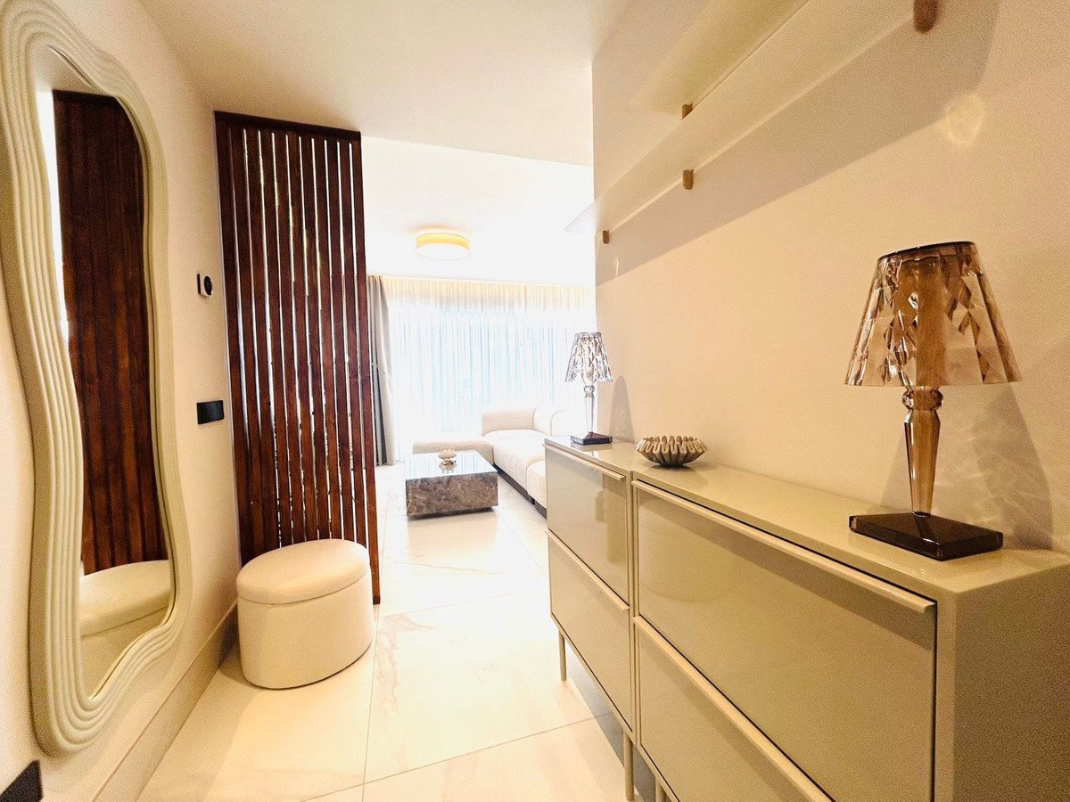 3 Bed Middle Floor Apartment in San Pedro de Alcántara