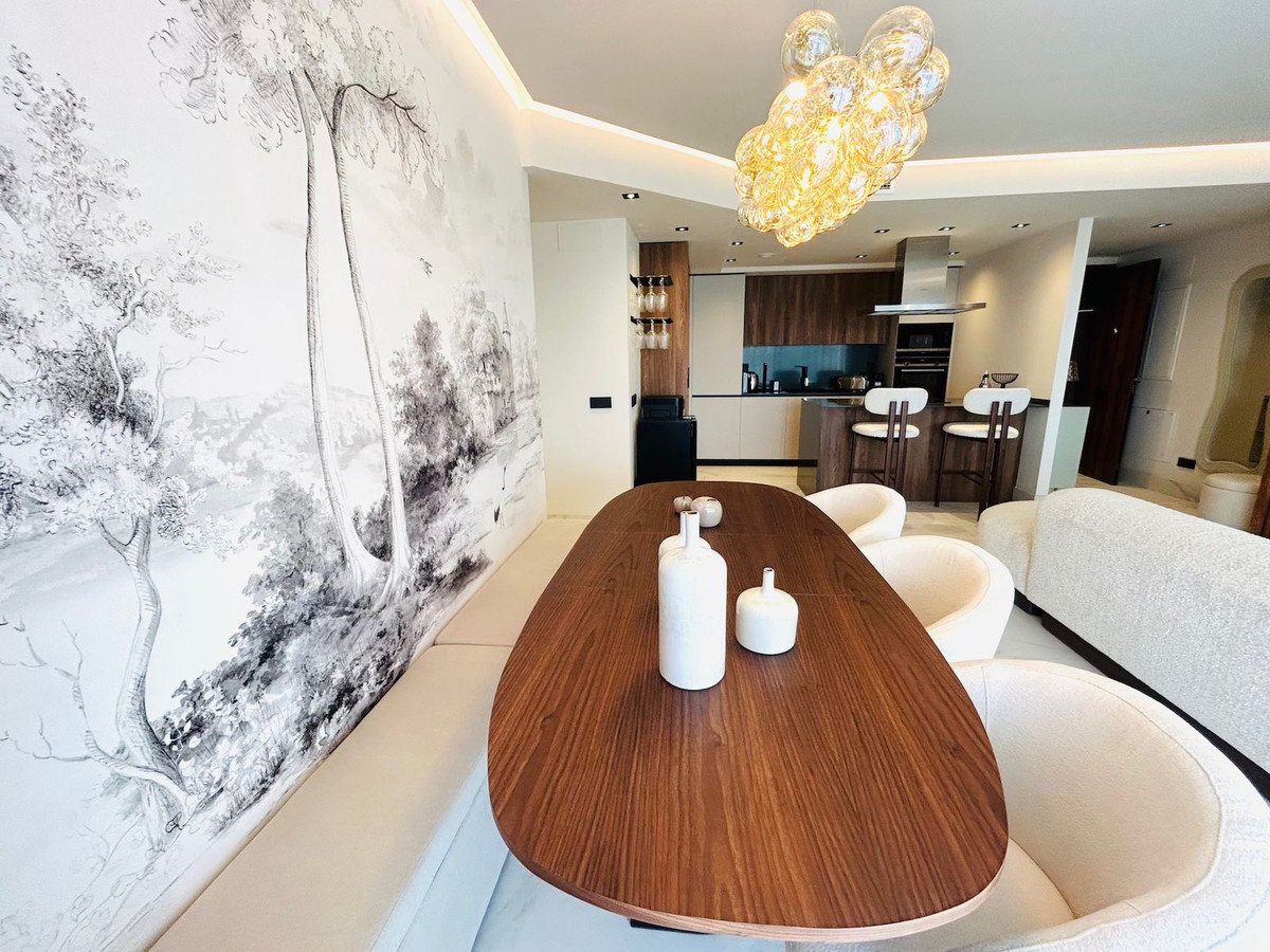 3 Bed Middle Floor Apartment in San Pedro de Alcántara
