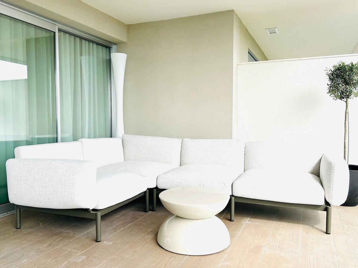 3 Bed Middle Floor Apartment in San Pedro de Alcántara