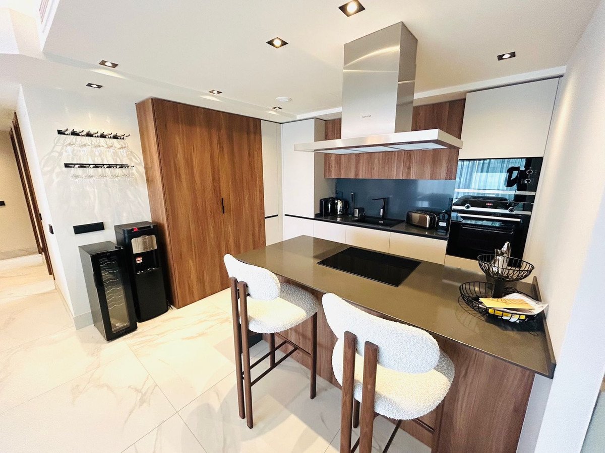 3 Bed Middle Floor Apartment in San Pedro de Alcántara