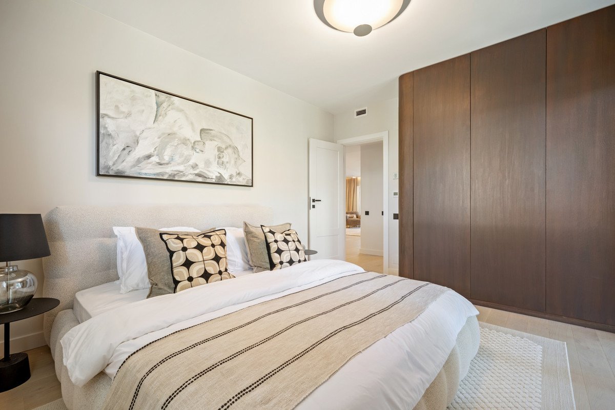 3 Bed Middle Floor Apartment in El Presidente