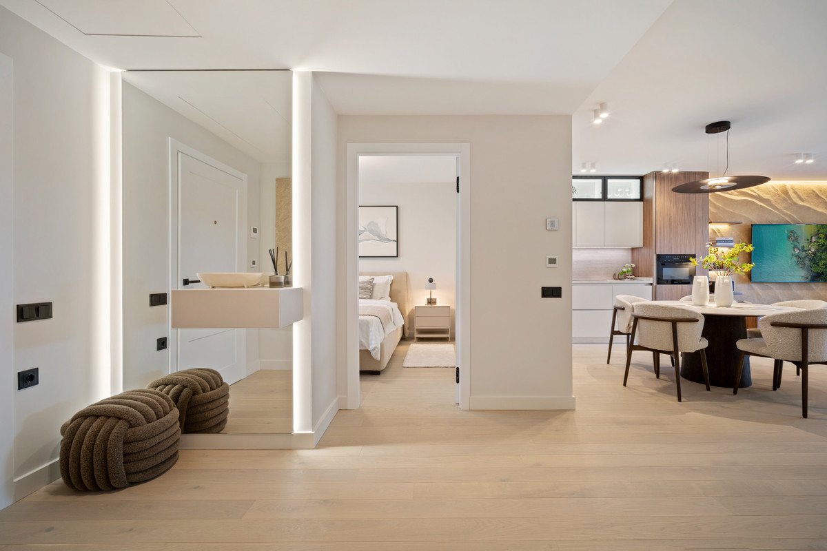 3 Bed Middle Floor Apartment in El Presidente