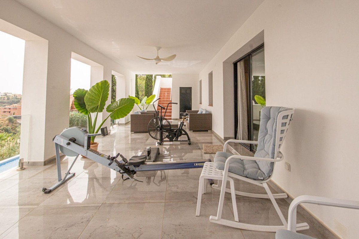 4 Bed Detached Villa in La Mairena