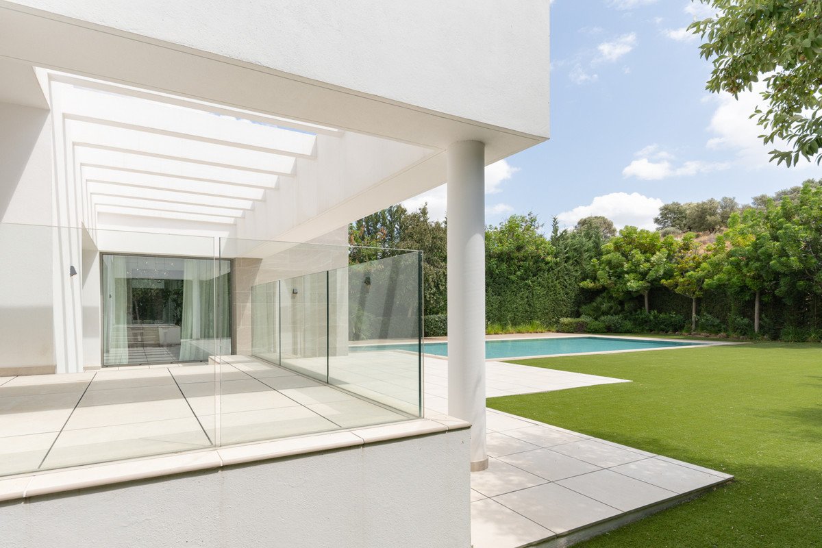 4 Bed New Development in Estepona