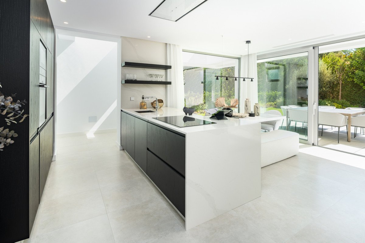 4 Bed New Development in Estepona