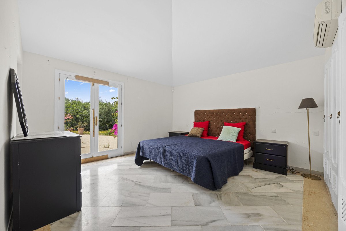 3 Bed Detached Villa in Benahavís