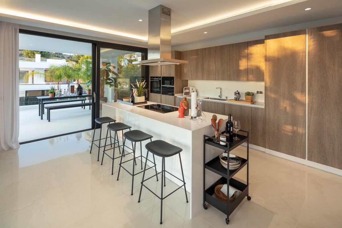 5 Bed Detached Villa in Nueva Andalucía