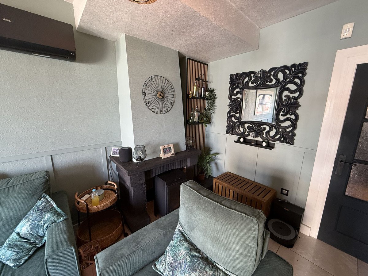 3 Bed Semi-Detached House in Villamartin