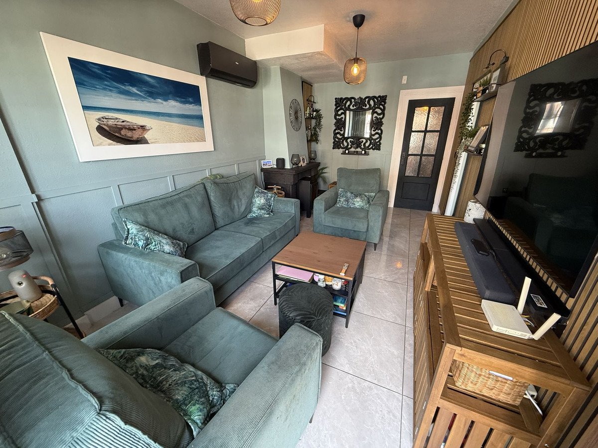3 Bed Semi-Detached House in Villamartin