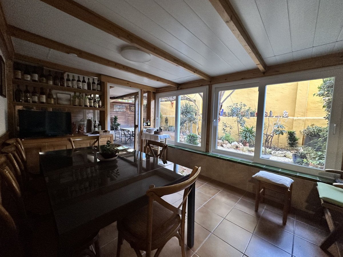 2 Bed Ground Floor Apartment in Benalmadena
