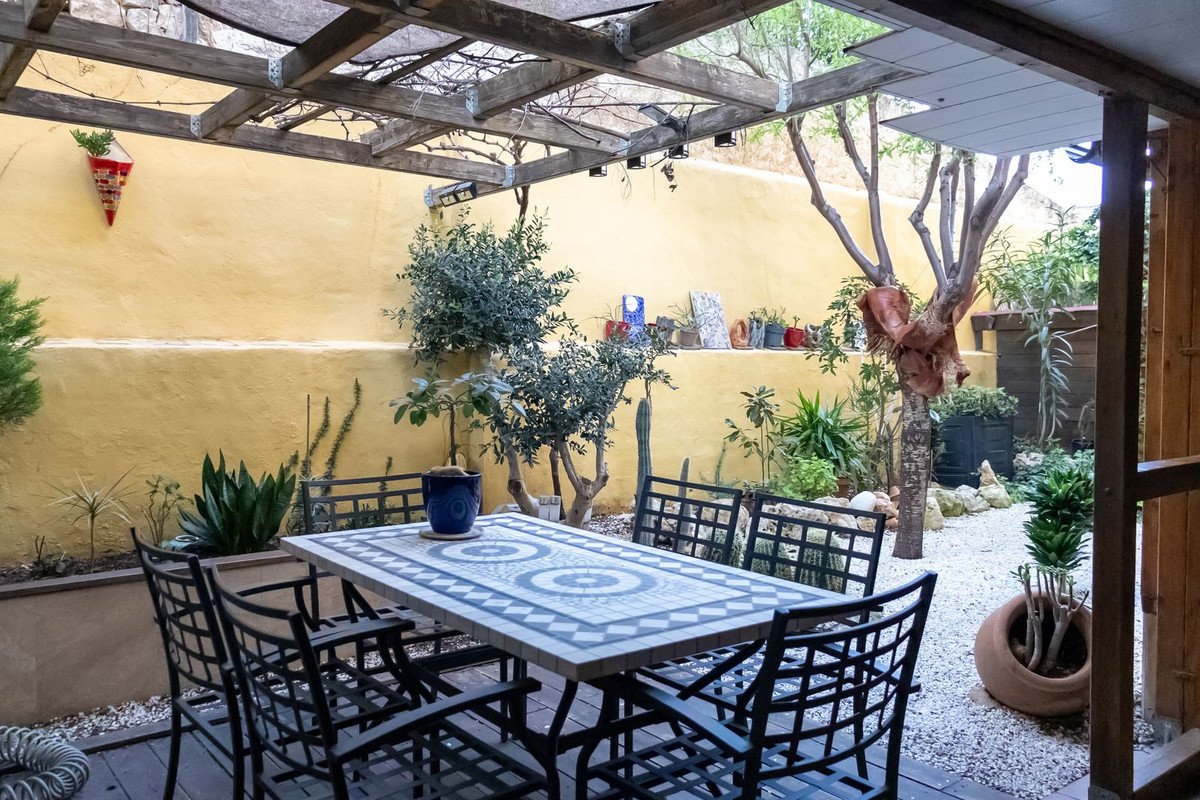 2 Bed Ground Floor Apartment in Benalmadena