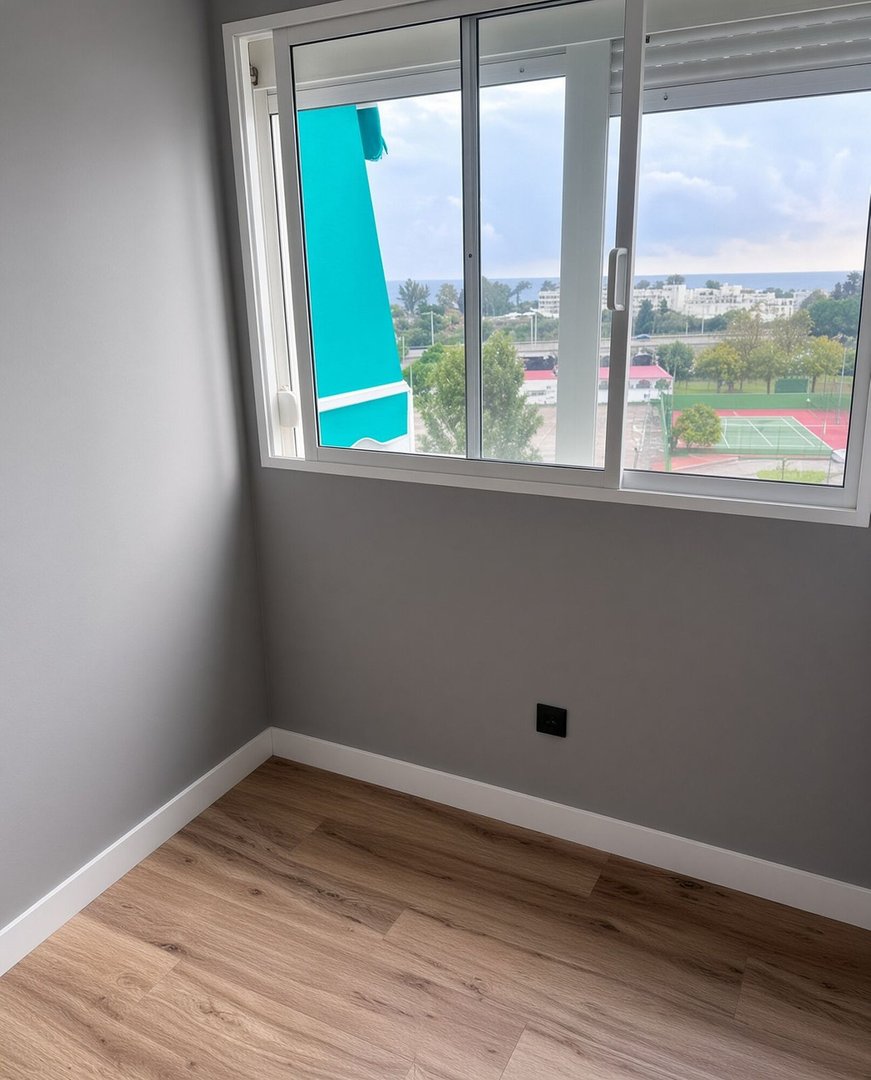 3 Bed Middle Floor Apartment in Estepona