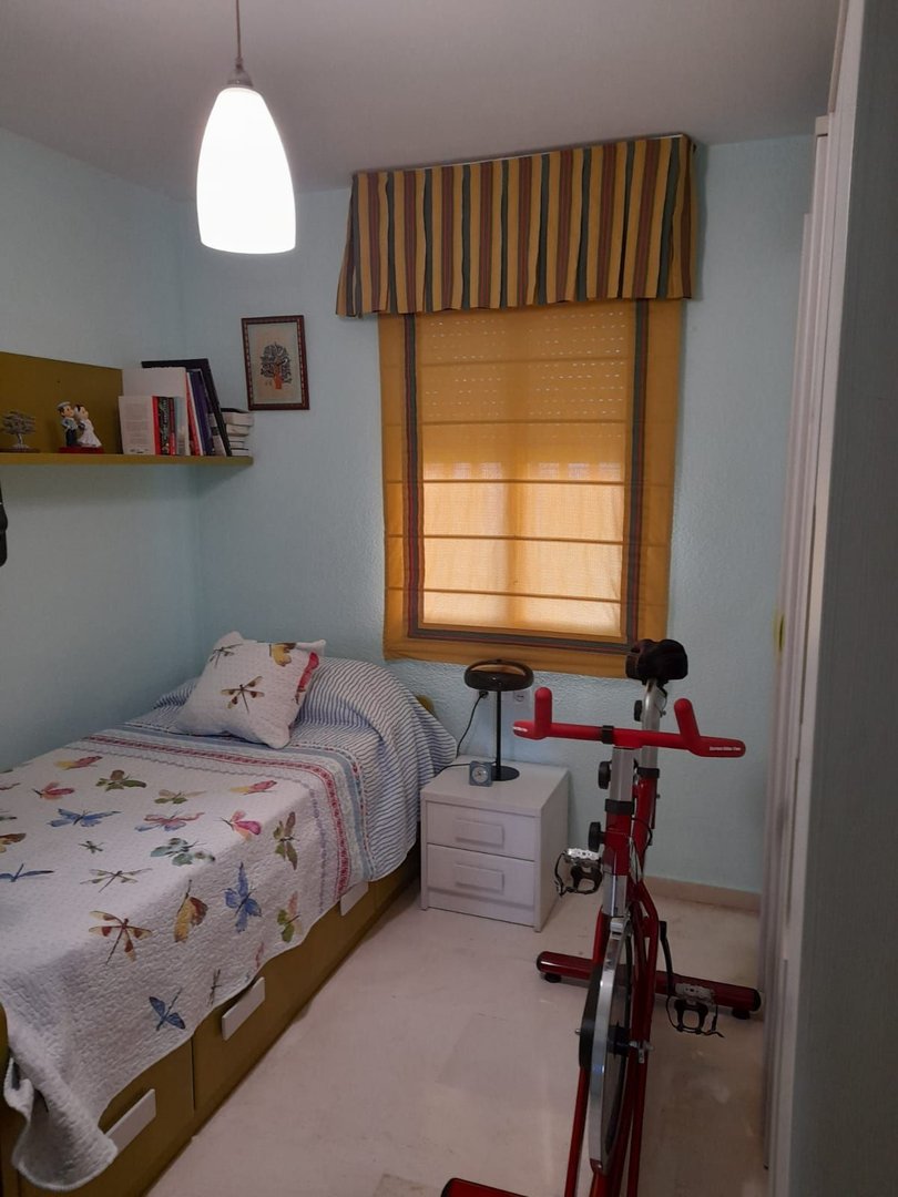 2 Bed Middle Floor Apartment in Benalmadena
