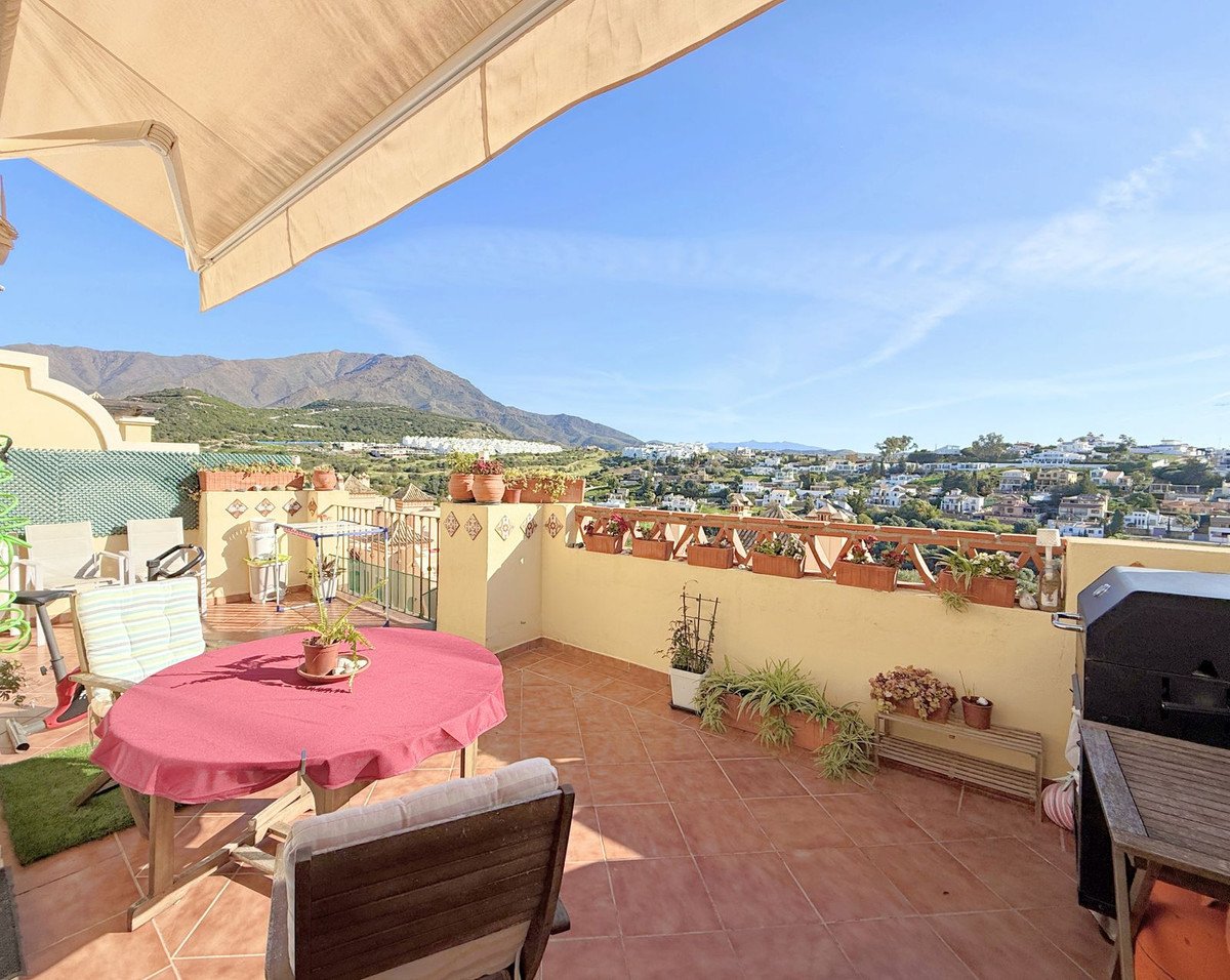 2 Bed Penthouse in Estepona
