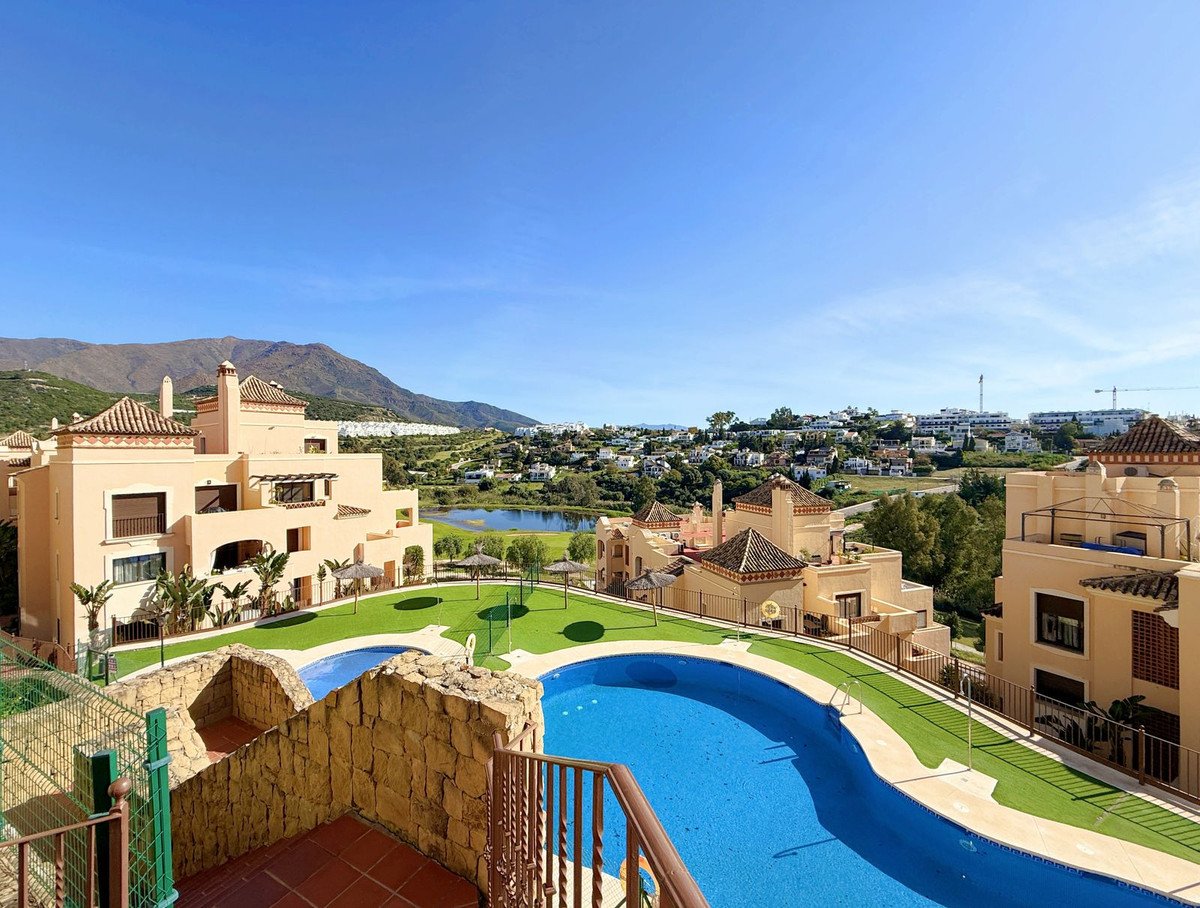 2 Bed Penthouse in Estepona