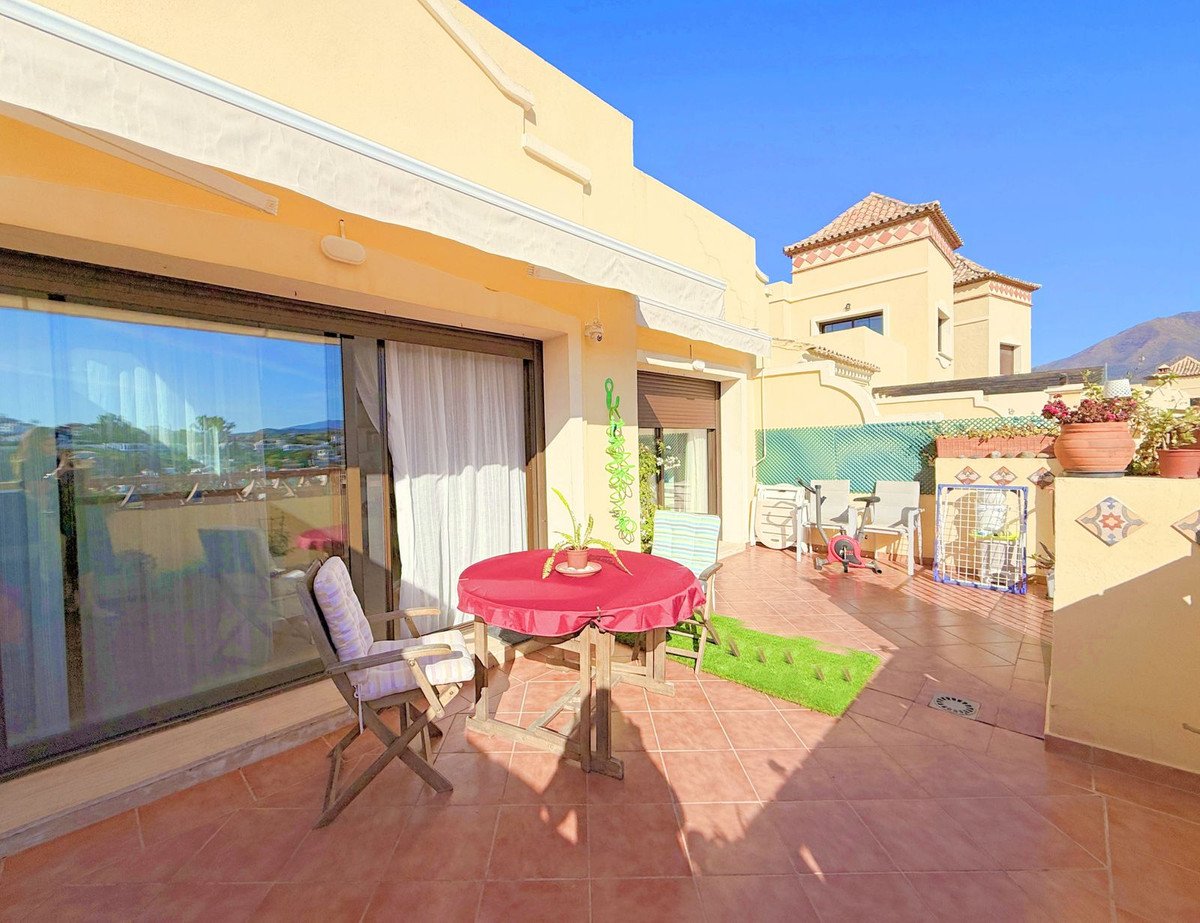 2 Bed Penthouse in Estepona