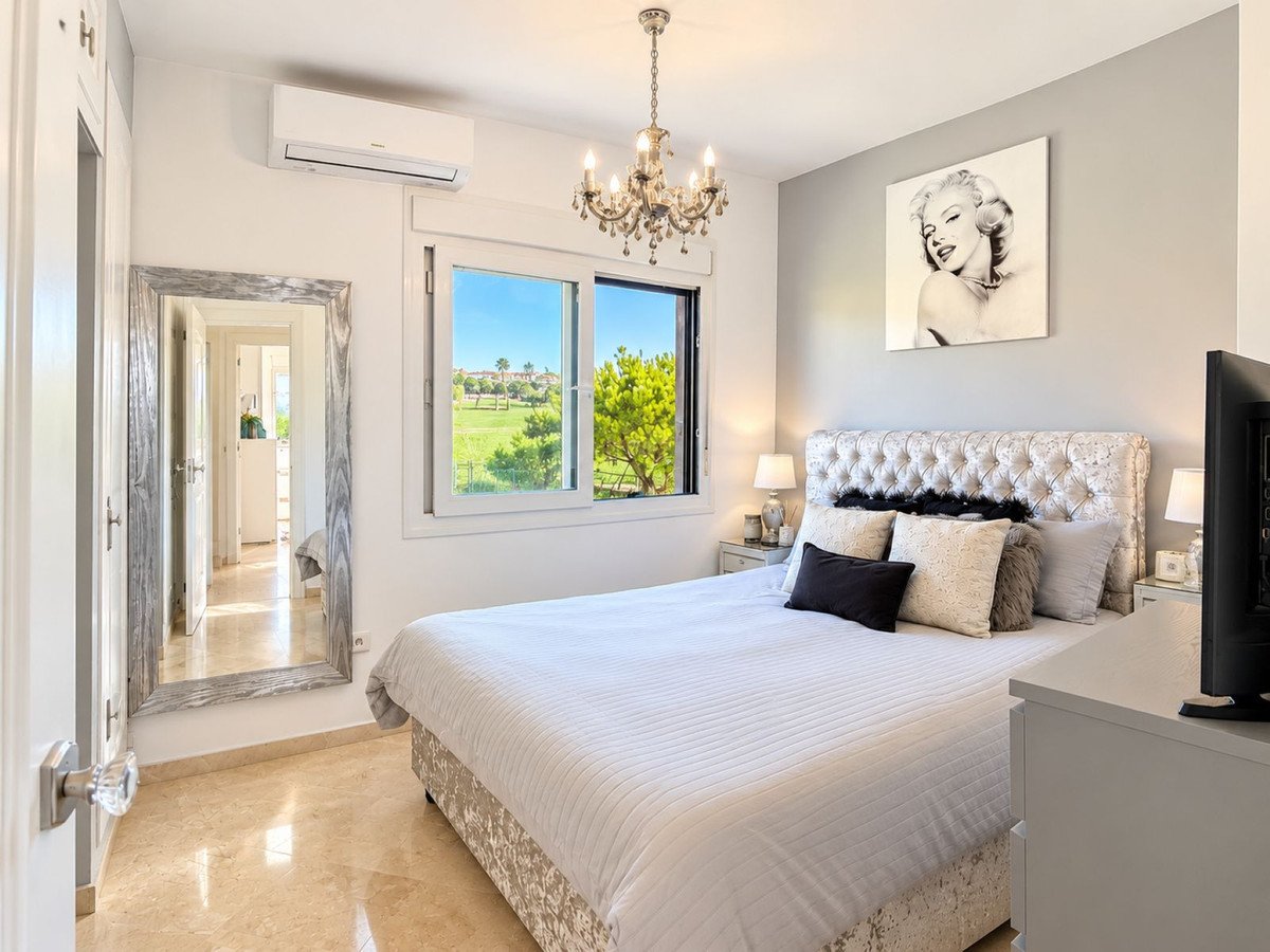 3 Bed Detached Villa in La Duquesa