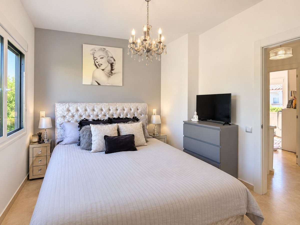 3 Bed Detached Villa in La Duquesa