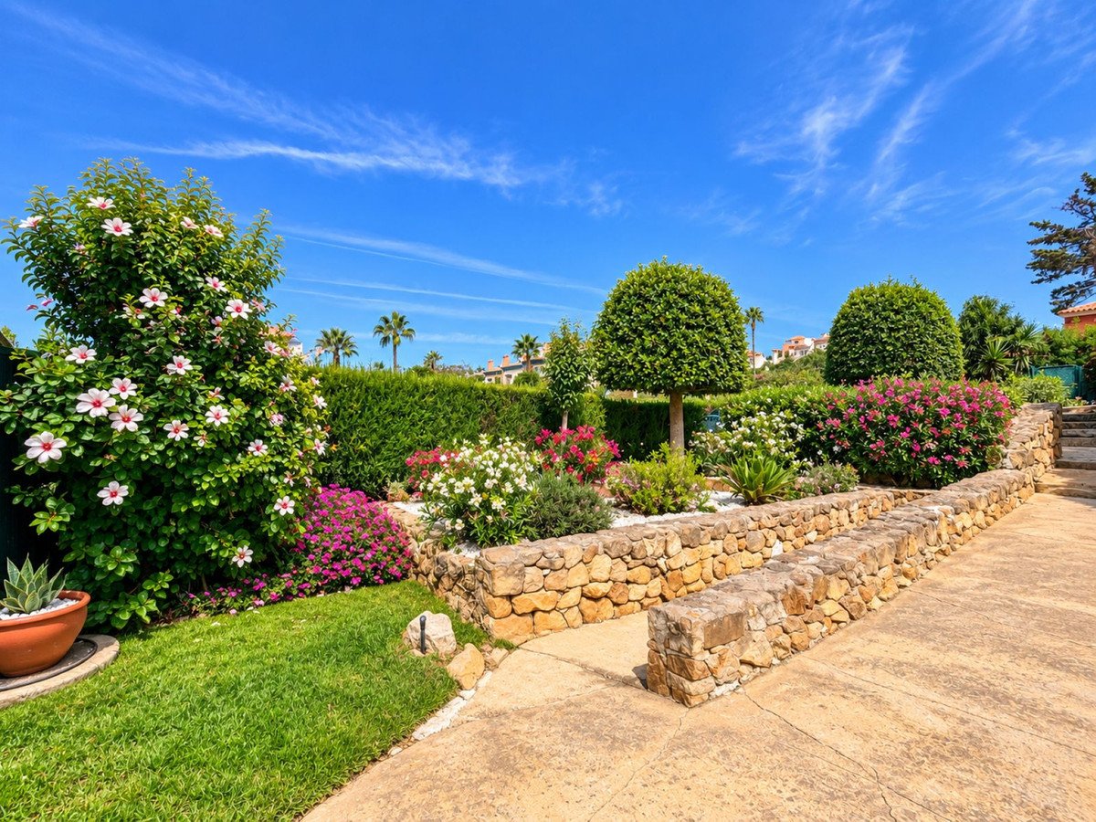 3 Bed Detached Villa in La Duquesa