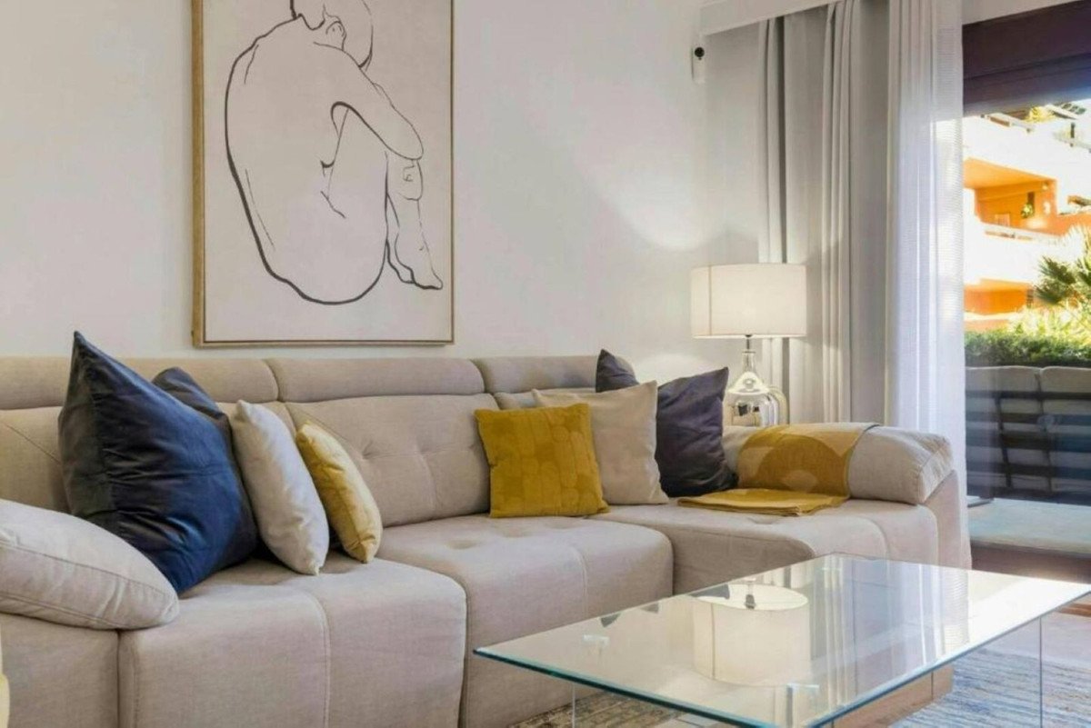 2 Bed Ground Floor Apartment in Estepona