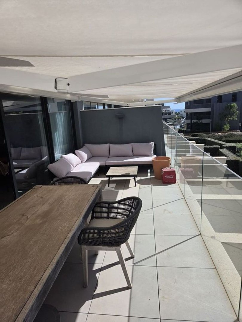 3 Bed Middle Floor Apartment in Estepona