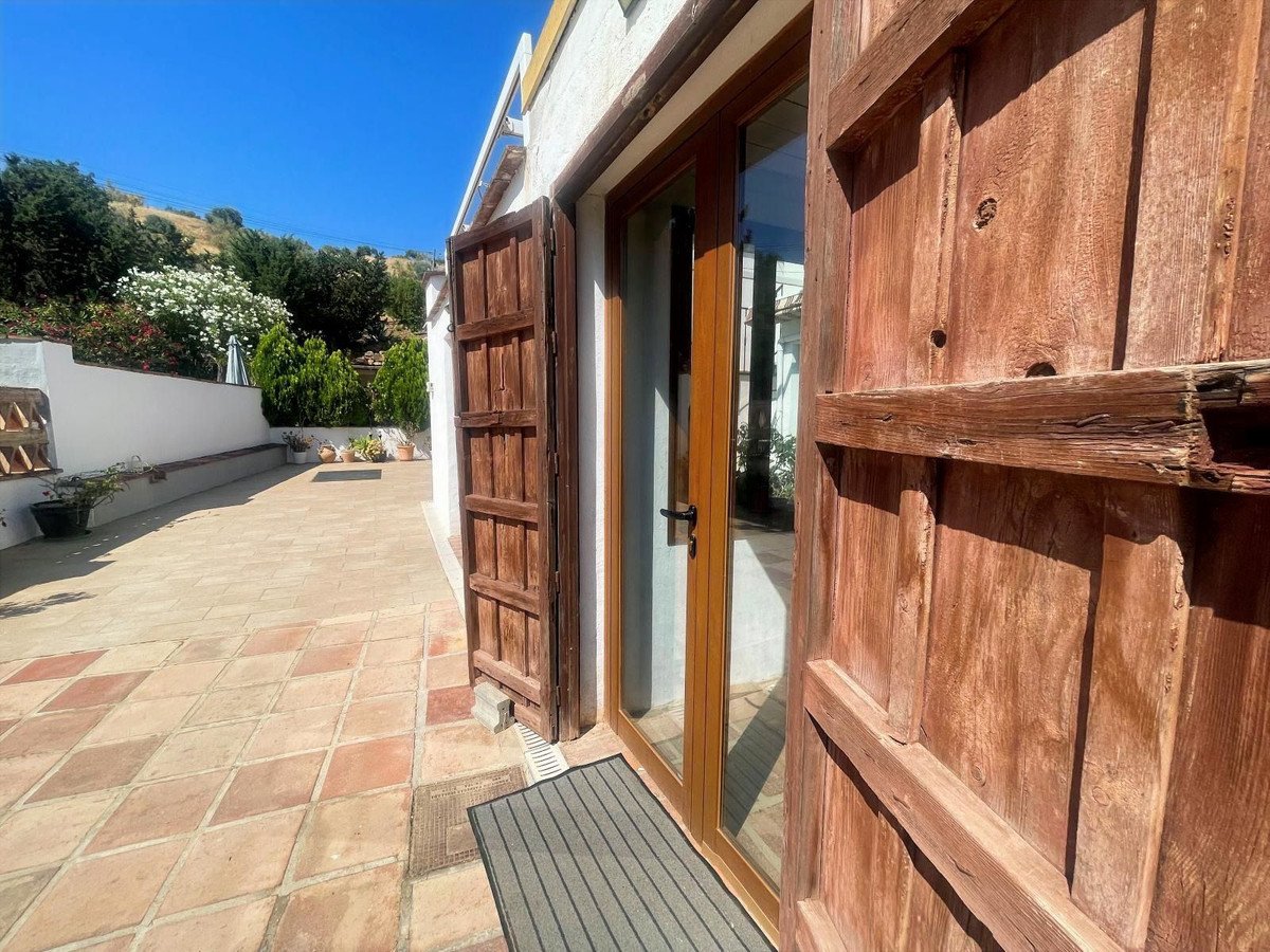 5 Bed Finca - Cortijo in Alora
