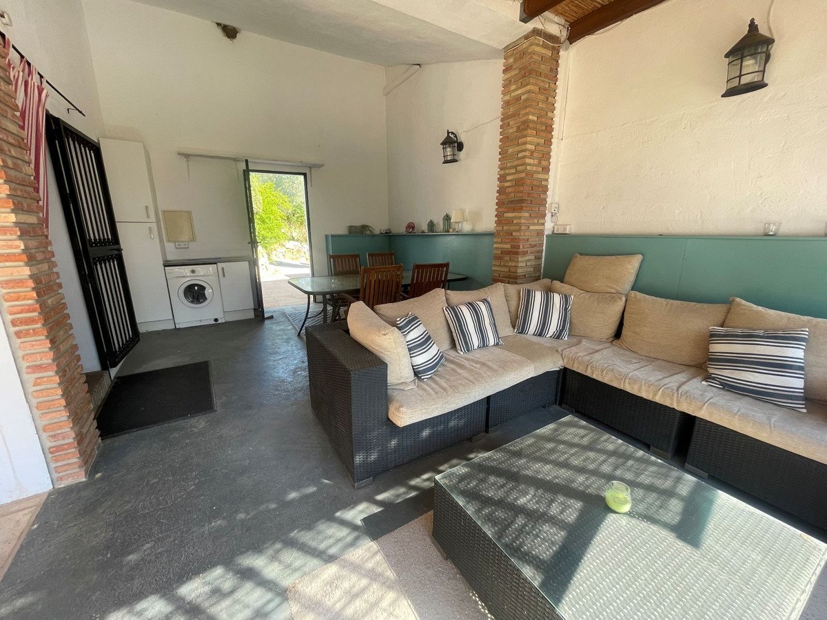 5 Bed Finca - Cortijo in Alora