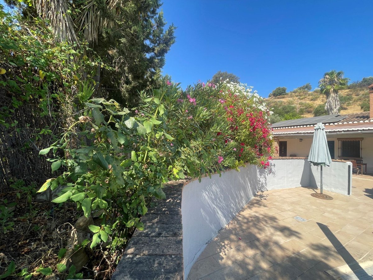 5 Bed Finca - Cortijo in Alora