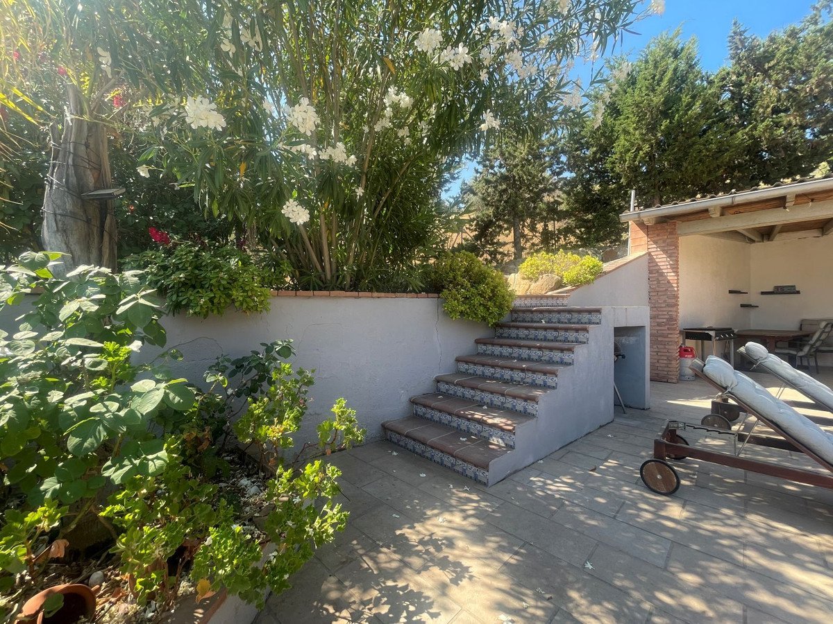 5 Bed Finca - Cortijo in Alora