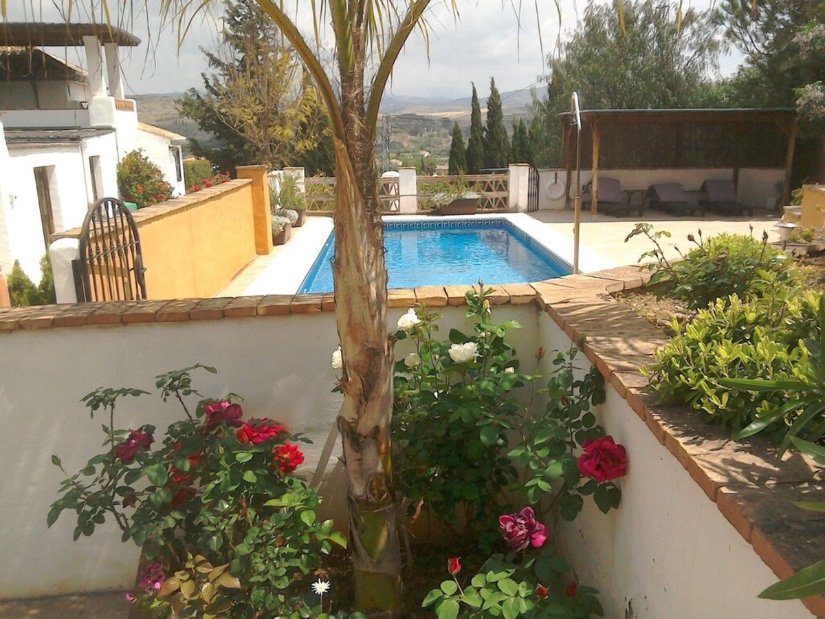 5 Bed Finca - Cortijo in Alora