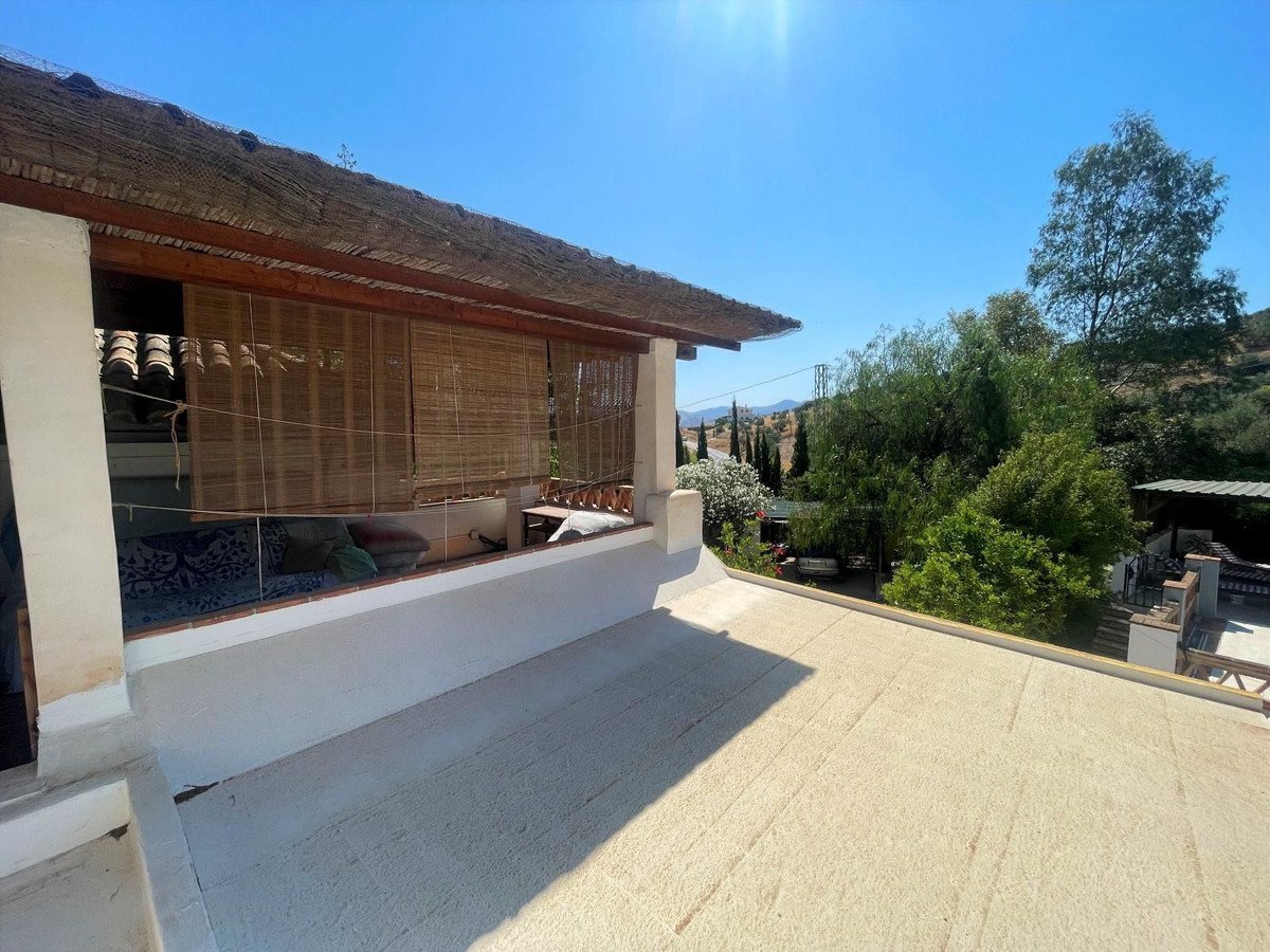 5 Bed Finca - Cortijo in Alora