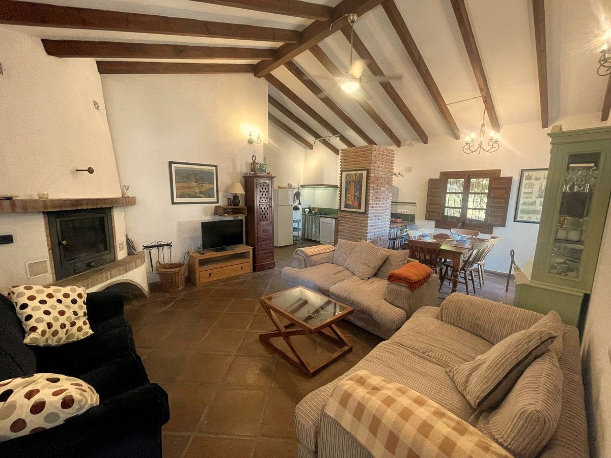 5 Bed Finca - Cortijo in Alora