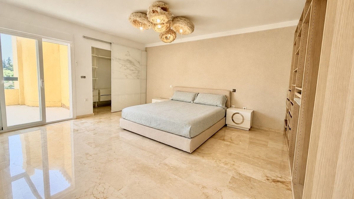 3 Bed Duplex in Guadalmina Alta
