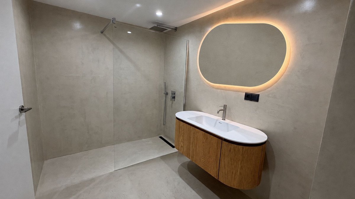 3 Bed Duplex in Guadalmina Alta