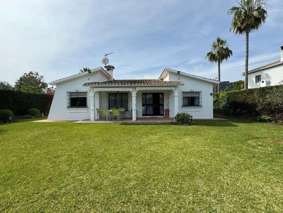3 Bed Detached Villa in Costalita
