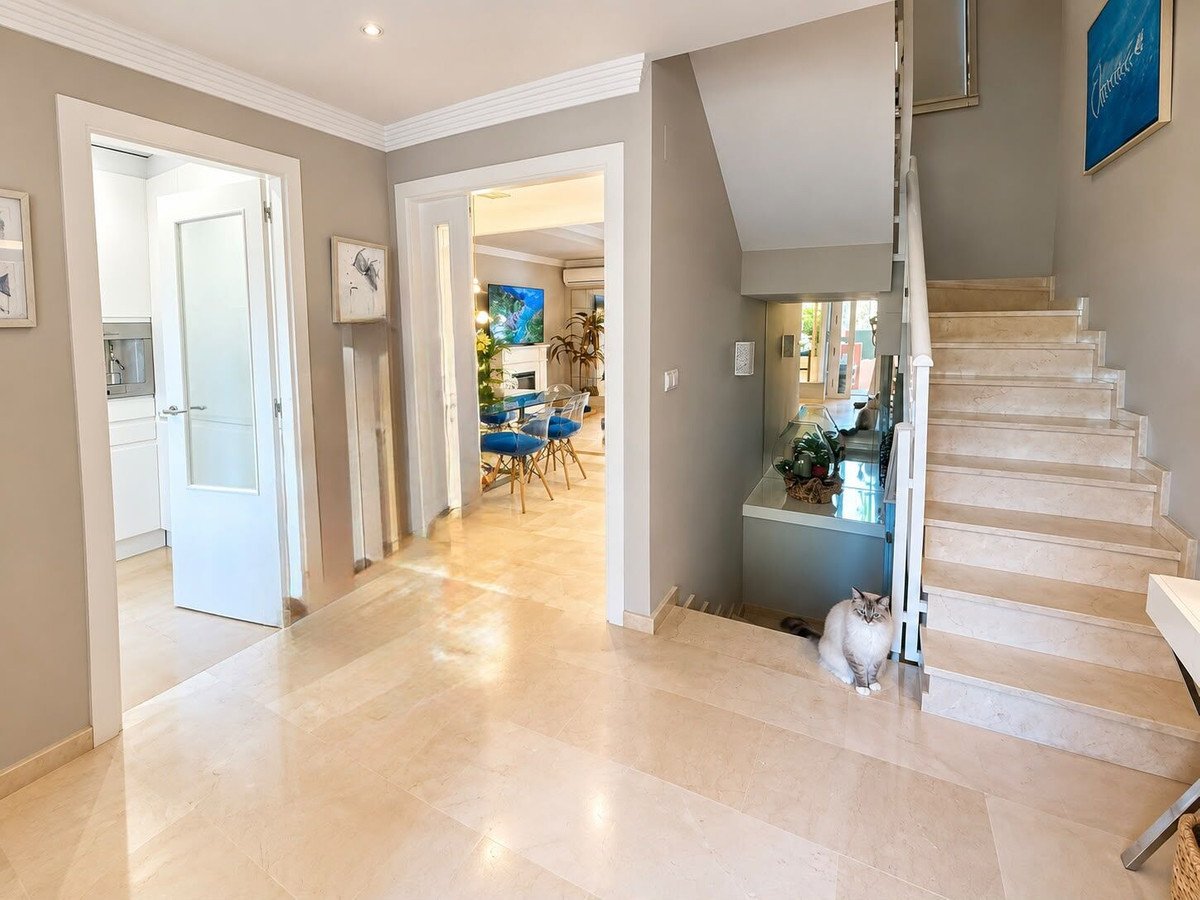 5 Bed Townhouse in Marbella