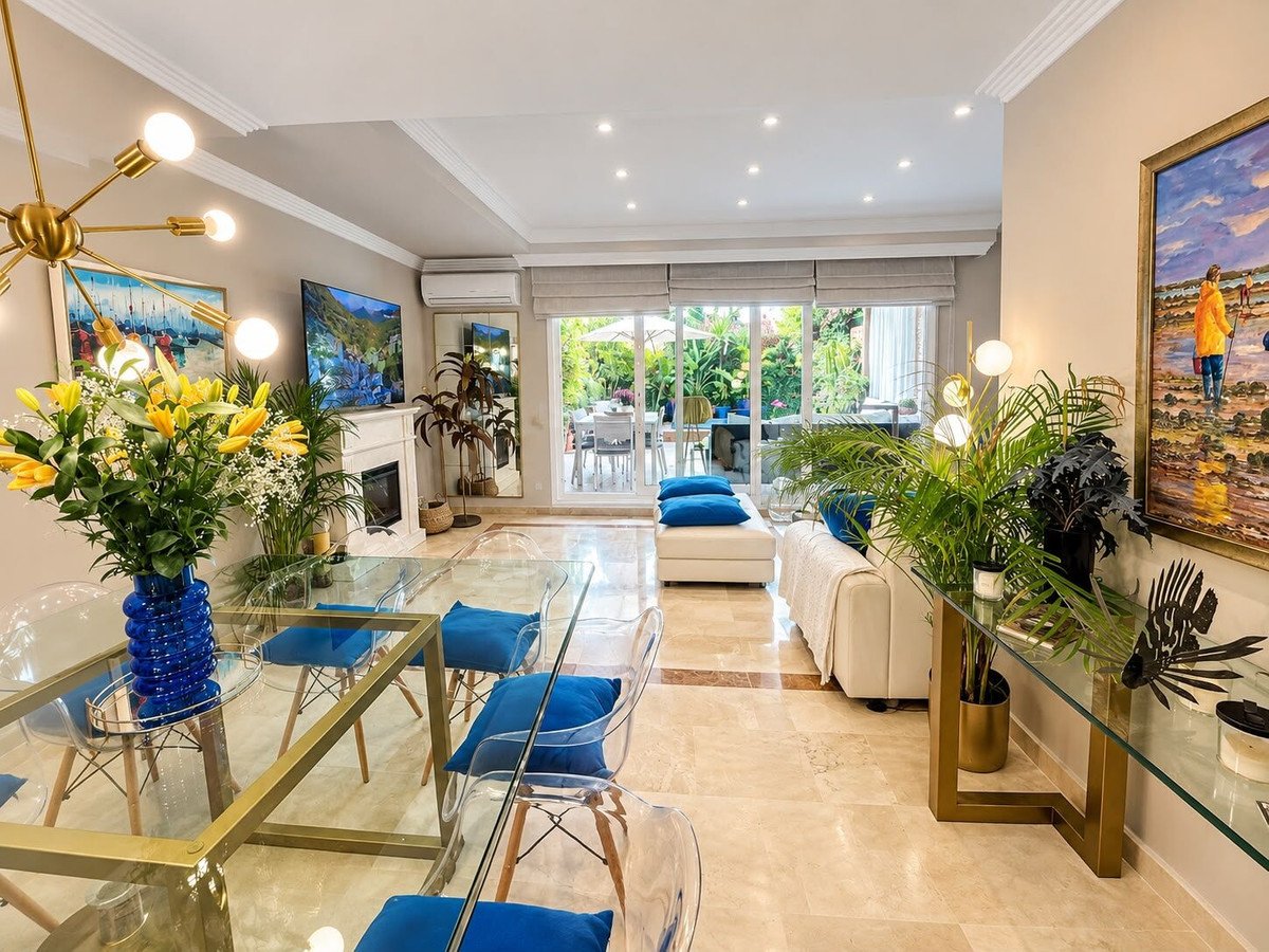 5 Bed Townhouse in Marbella