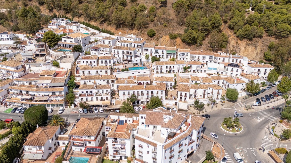2 Bed Townhouse in Mijas