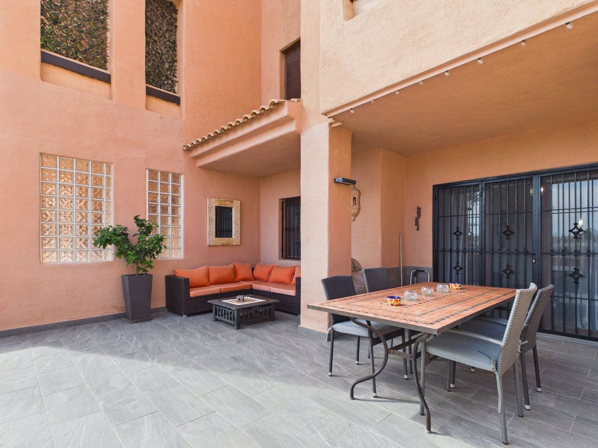3 Bed Ground Floor Apartment in Los Alcazares