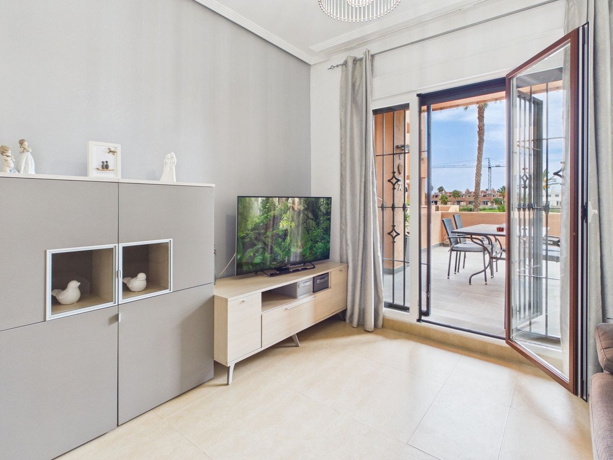3 Bed Ground Floor Apartment in Los Alcazares