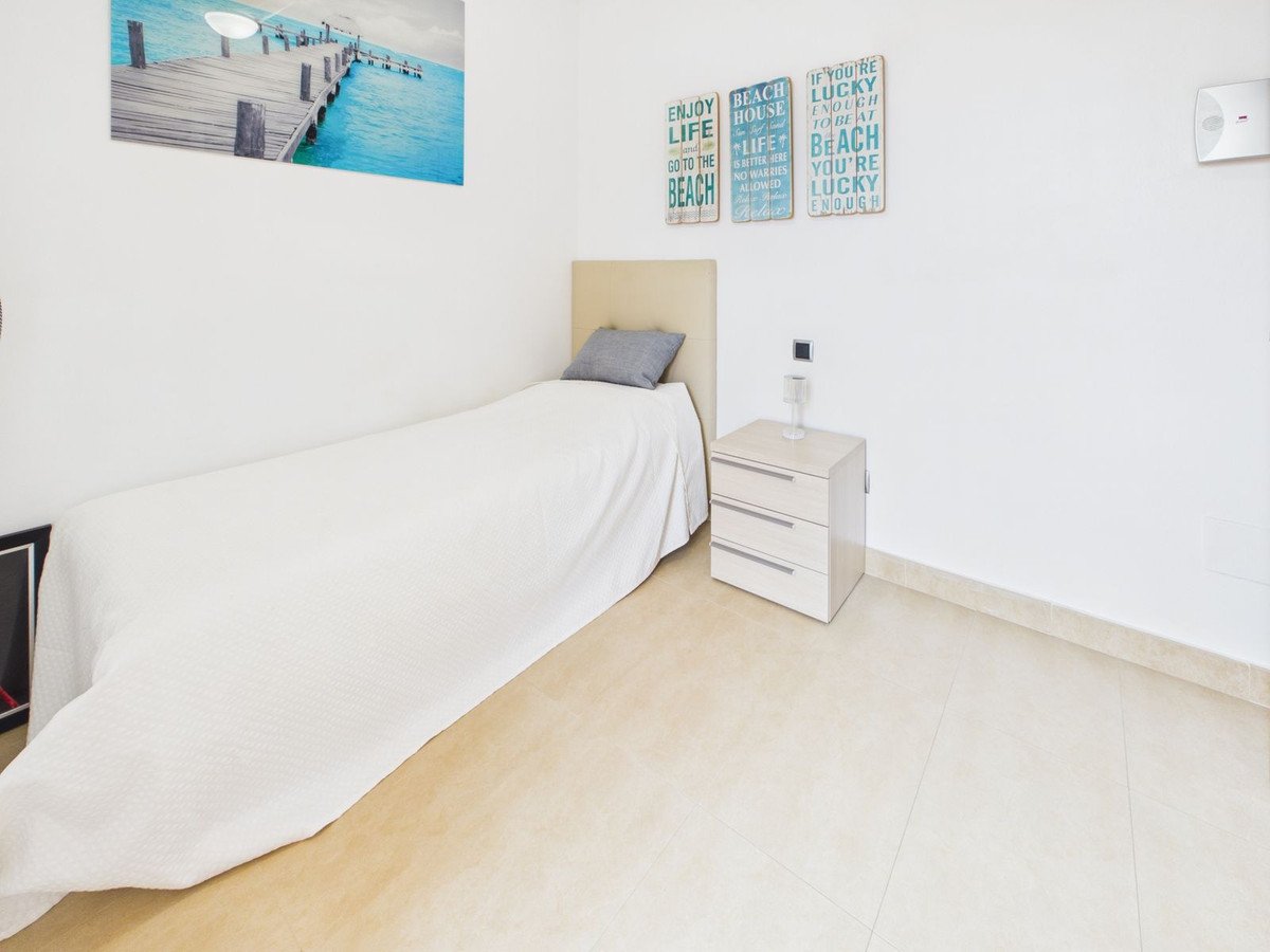 3 Bed Ground Floor Apartment in Los Alcazares