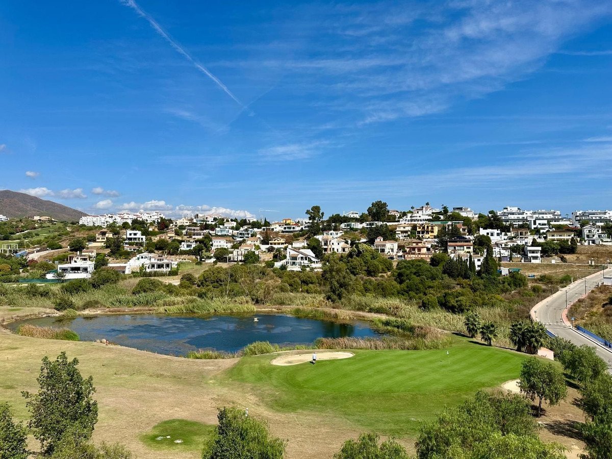 2 Bed Penthouse in Estepona