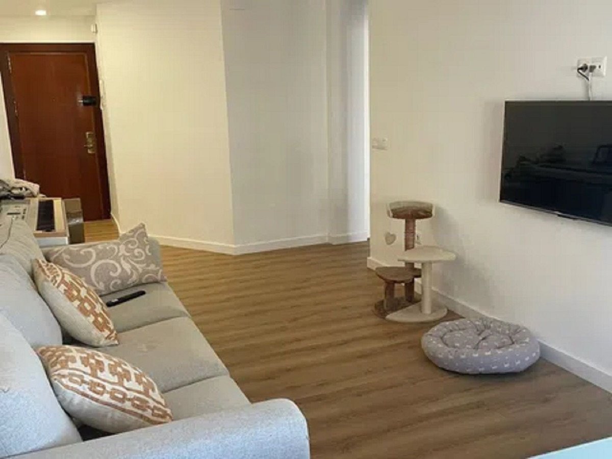 3 Bed Middle Floor Apartment in Málaga Centro