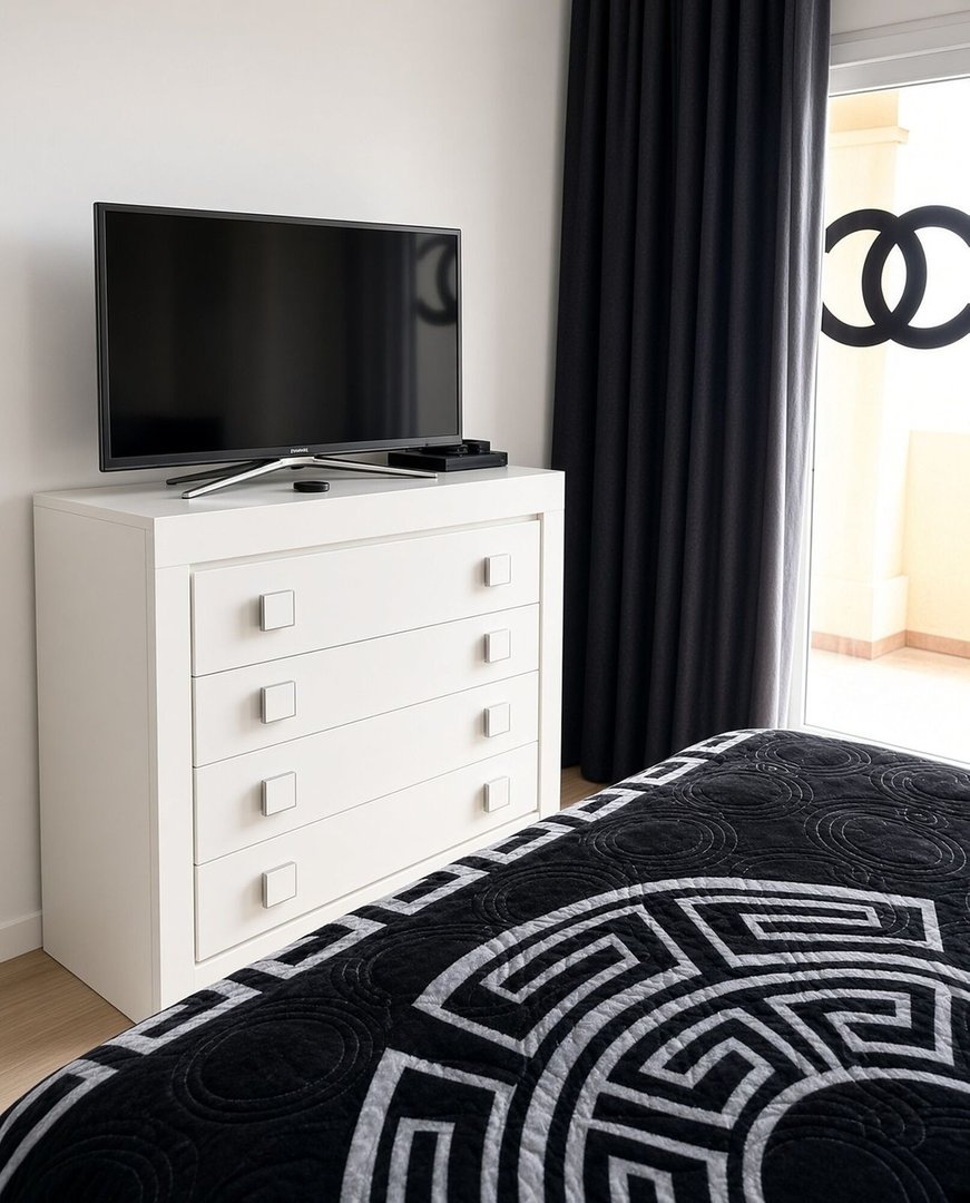 3 Bed Middle Floor Apartment in Bel Air